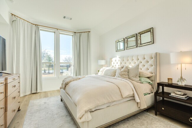 Building Photo - 9619 Wright Dr