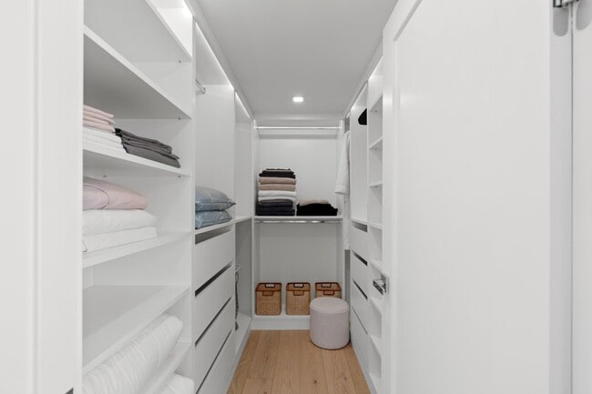 Building Photo - 1801 S Flagler Dr