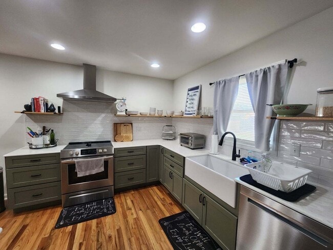 Building Photo - 1508 Johnson Blvd