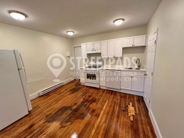 Building Photo - 1 bedroom in Cambridge MA 02139