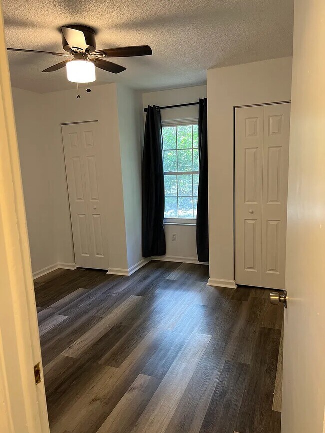 Building Photo - 2146 Golden Isle Ct