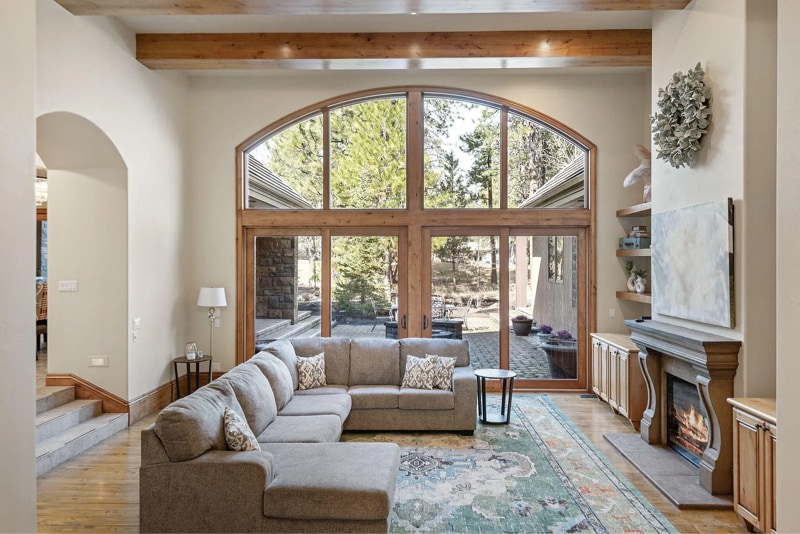 Building Photo - 61725 Broken Top Dr