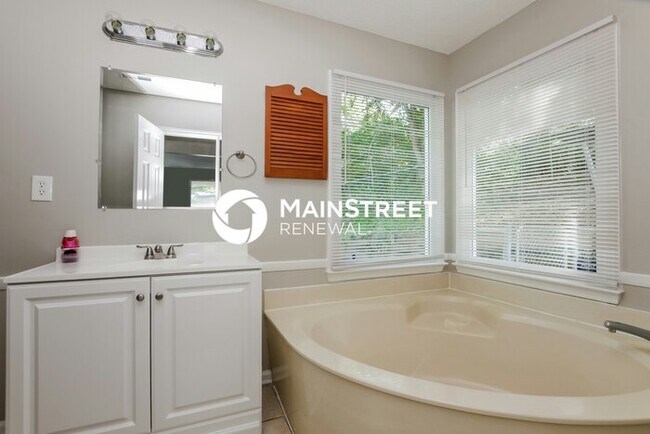 Building Photo - 3 Bedroom Pet-Friendly Home in Charlotte, ...