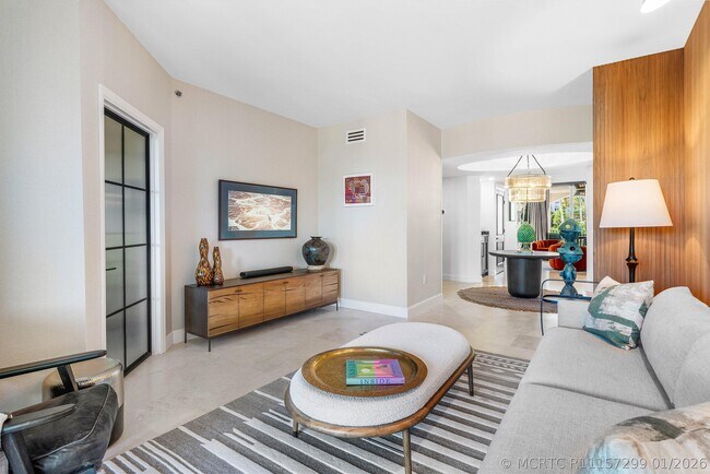 Building Photo - 3700 S Ocean Blvd
