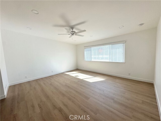 Building Photo - 9872 Kings Canyon Dr