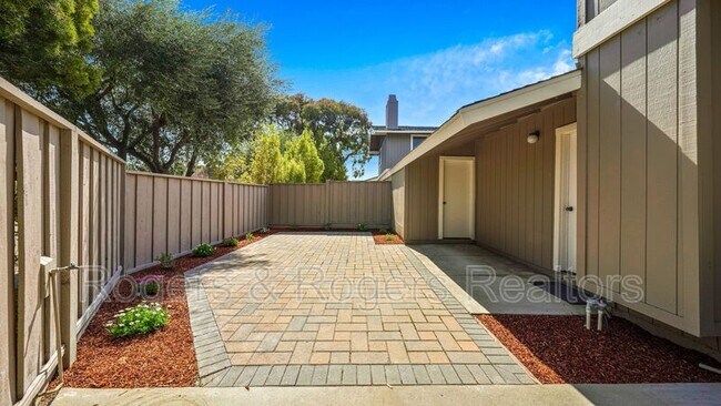 Building Photo - 20272 Pacifica Dr