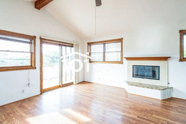 Building Photo - Spacious 4-Bedroom Home with 3 Bathrooms and a 2-Car Garage