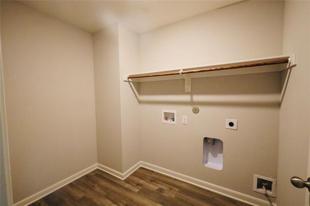 Building Photo - 2121 Yarborough Dr