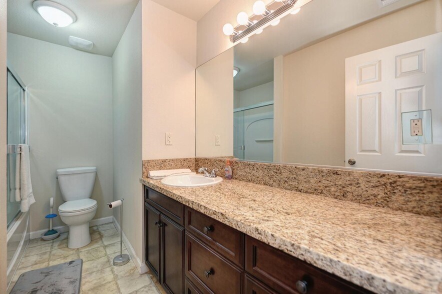 Building Photo - 4803 Lewis Carroll Way