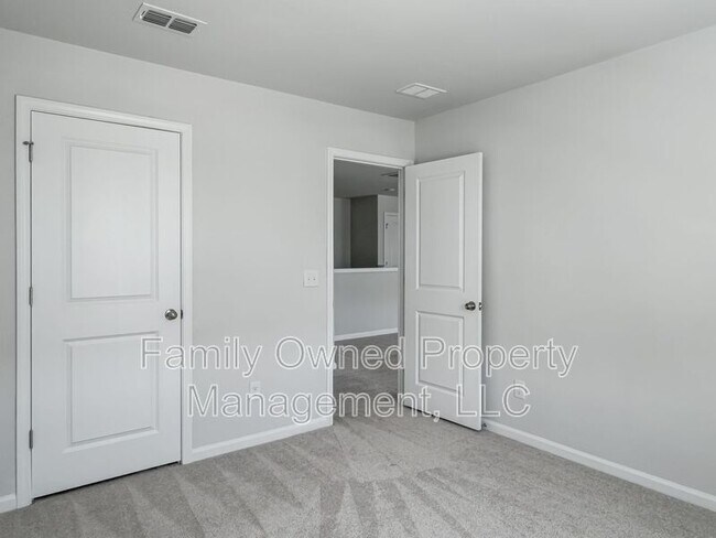 Building Photo - 519 Donnas Vw Wy