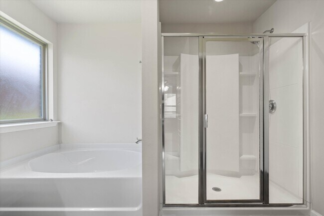 Building Photo - 34505 Paisley Ave