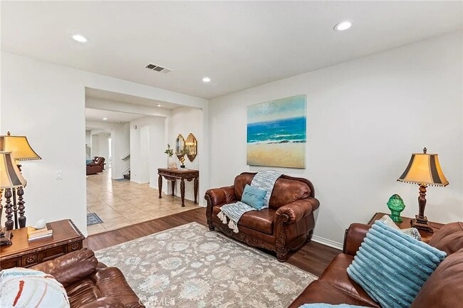 Building Photo - 26607 Millhouse Dr