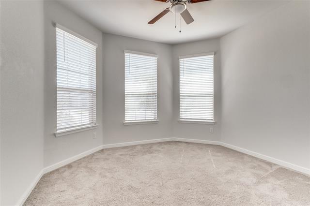 Building Photo - 15933 Charing Cross Dr
