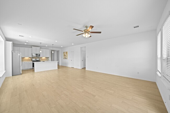 Building Photo - 2092 Terra Rose Dr