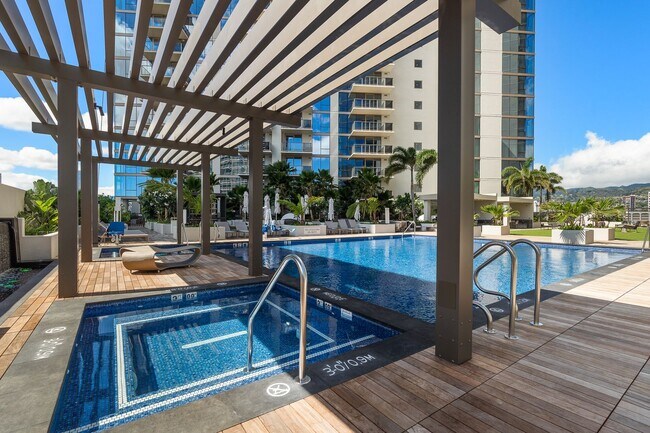 Building Photo - Furnished 1 bed / 1 bath / 1 parking at Sk...