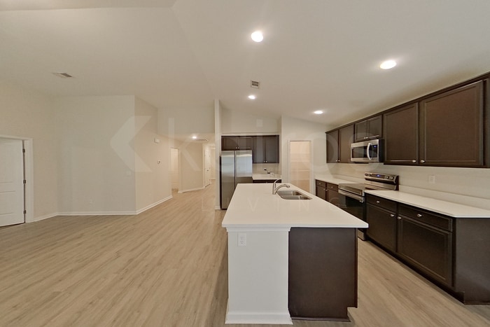 Building Photo - 19 Carrollton Dr