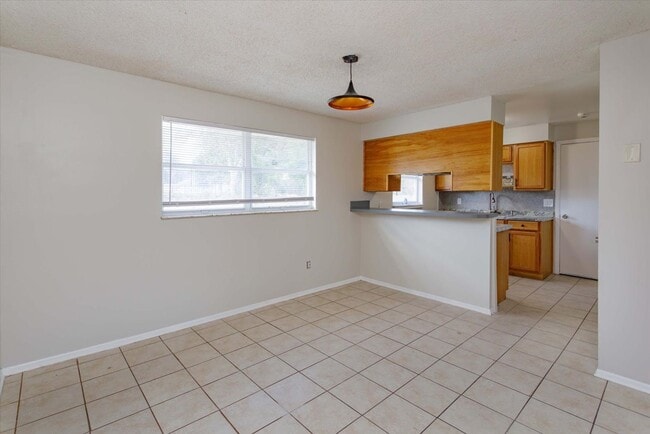 Building Photo - Charming 3-Bedroom Single-Family Home with Large Yard in Sanford — $1,697/month