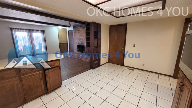 Building Photo - Yukon Duplex near I-40 & Garth Brooks Blvd