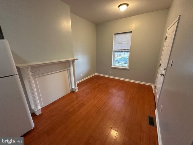 Building Photo - 1230 N 55th St