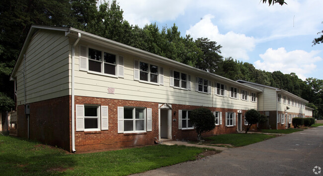 Building Photo - Magnolia Manor Apartments