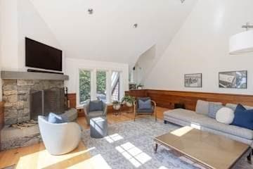 Building Photo - 72 Ledge Rd