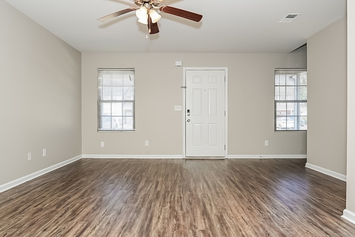 Building Photo - 2435 Marlin Dr