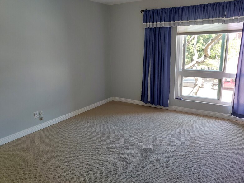 Master bedroom; drapes will be removed - 5600 Kensington Way