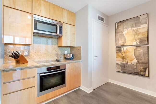 Building Photo - 50 South Pointe Dr