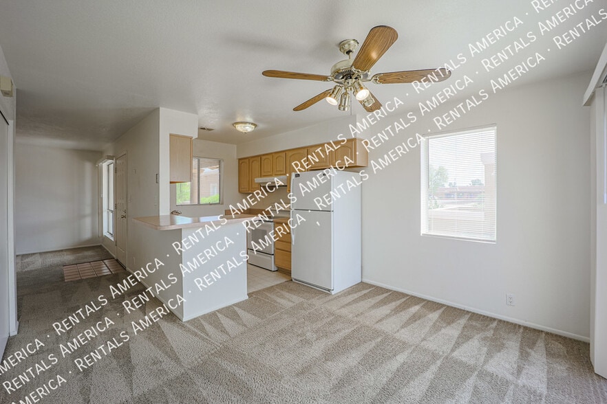 Building Photo - 317 W Hononegh Dr
