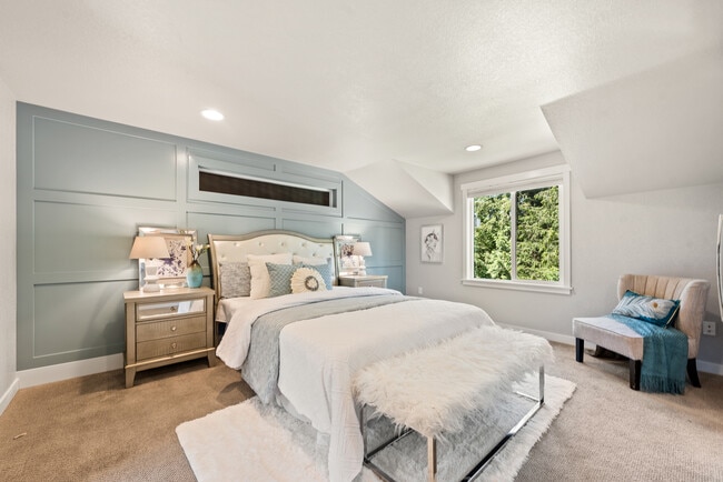 Building Photo - 6119 114th Ave NE