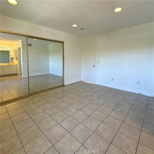 Building Photo - 10235 Lurline Ave