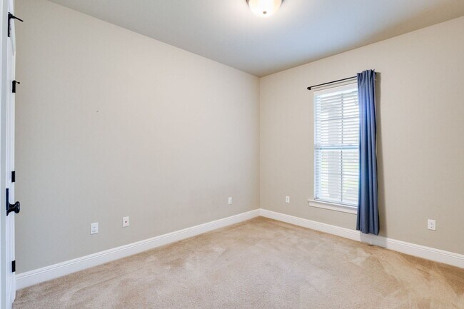 Building Photo - RENTAL HOME AVAILABLE NOW IN YOUNGSVILLE!