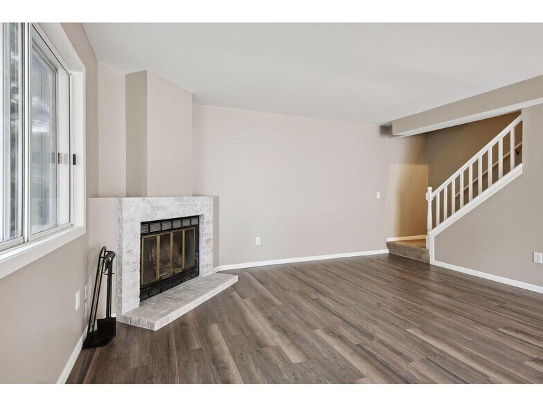Building Photo - 9351 Polaris Ln N