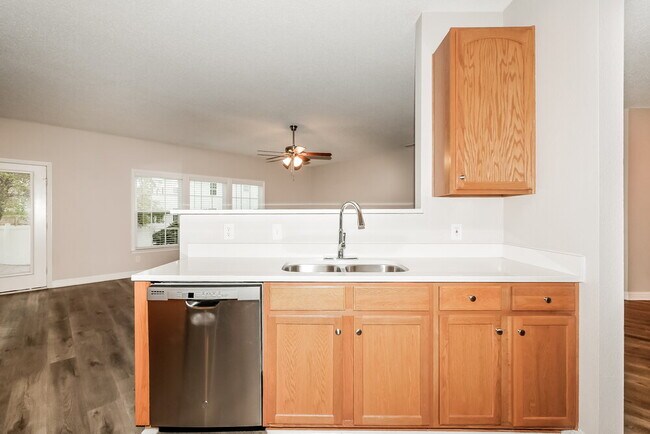 Building Photo - 709 Timeless Run