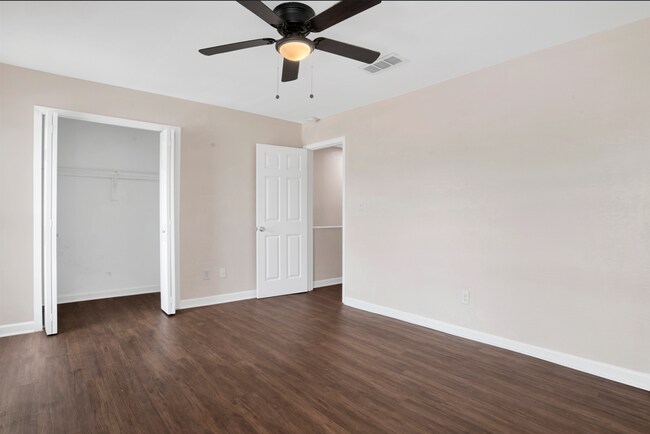 Building Photo - 8140 Lillian Hwy