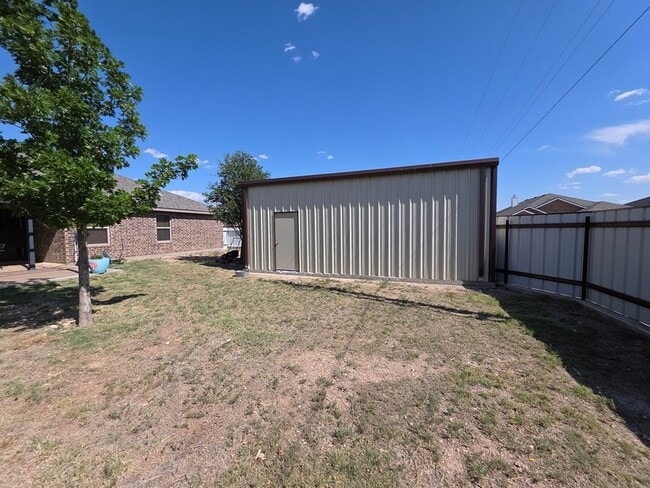 Building Photo - 9701 Desert Ave