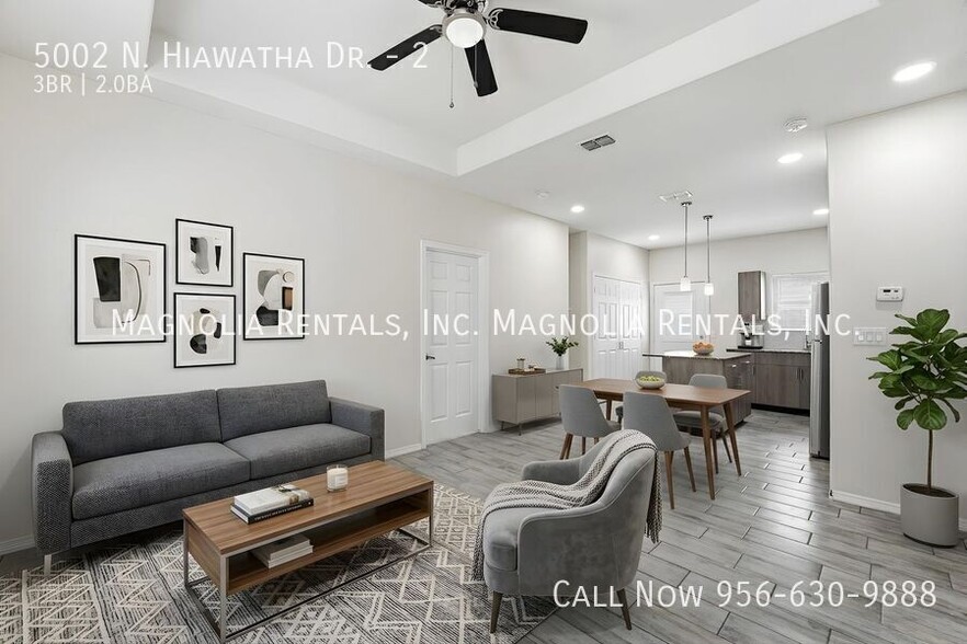 Building Photo - 5002 N Hiawatha Dr