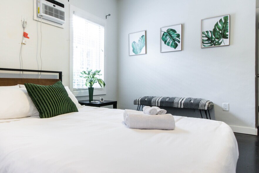 Building Photo - 1806 Washington Way