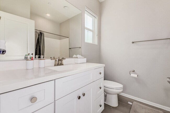 Building Photo - Gorgeous Rental Home in Chandler