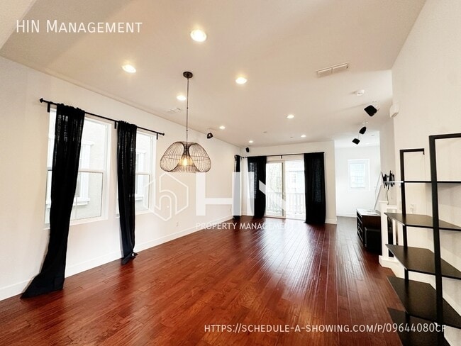 Building Photo - 38238 Luma Terrace