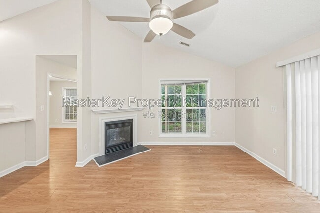Building Photo - 6307 Forest Ridge Dr