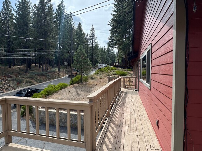 Building Photo - 1103 Sundown Trail