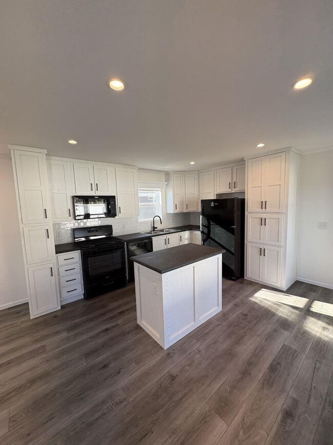 Building Photo - 19900 128th St