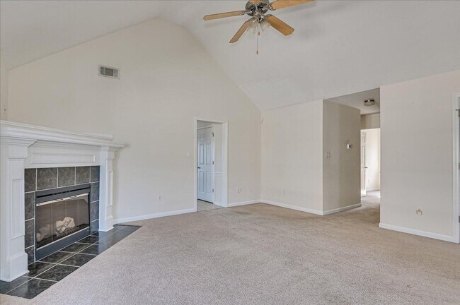 Building Photo - 772 Michelle Ct