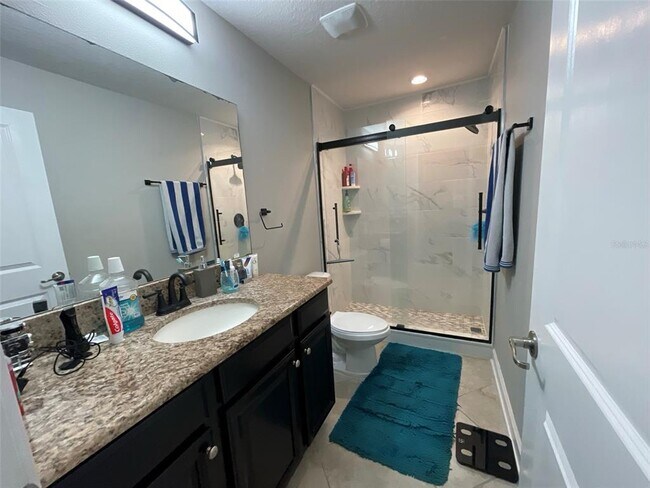 Building Photo - 15246 Harrington Cove Dr