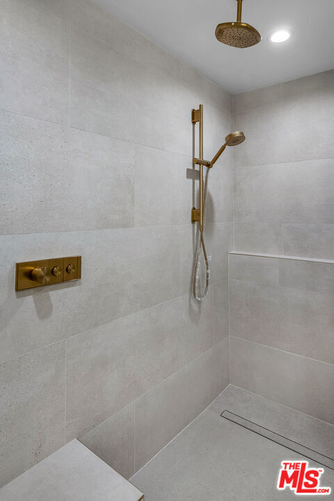 Building Photo - 10790 Wilshire Blvd