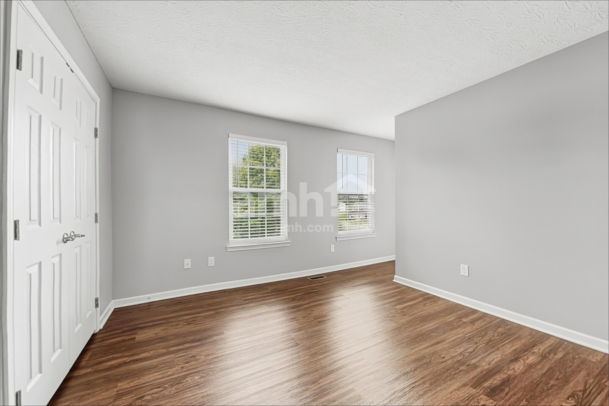 Building Photo - 1141 Promenade Dr