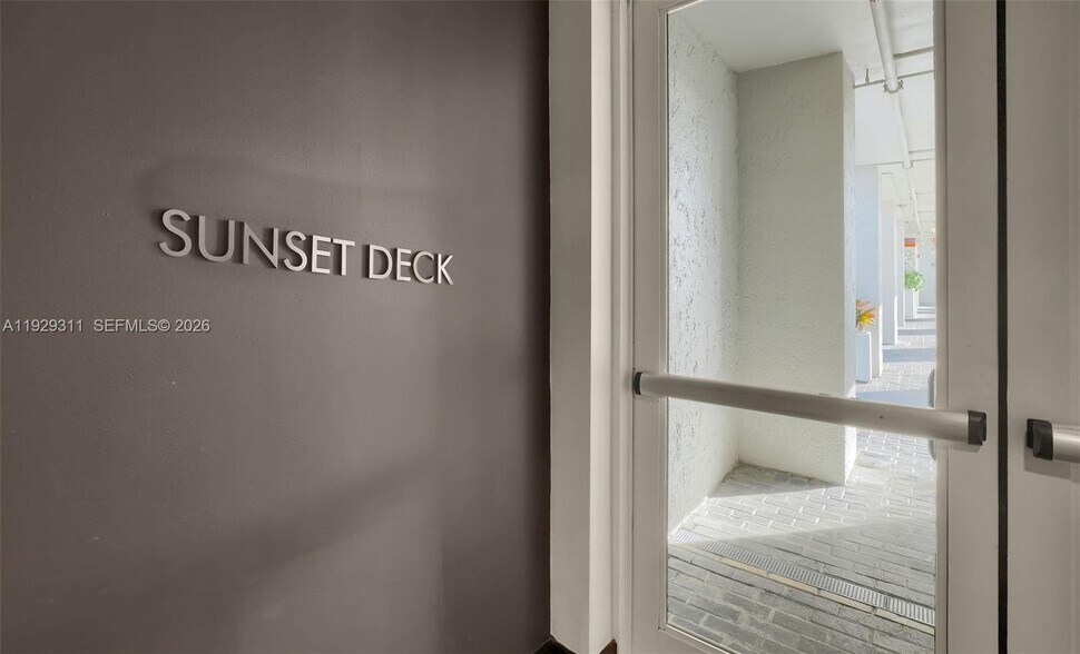 Building Photo - 60 SW 13th St