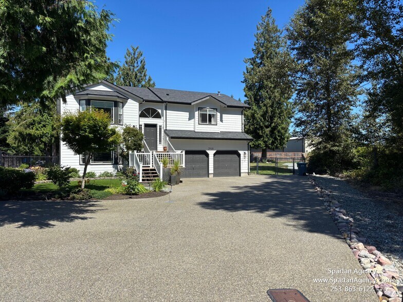 Building Photo - 2910 184th Ave E