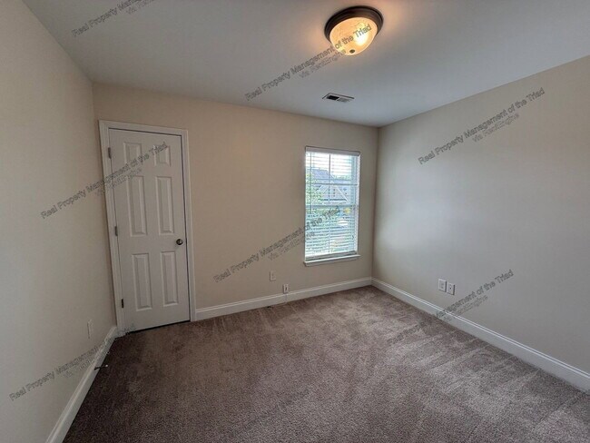 Building Photo - 3821 Marble Dr